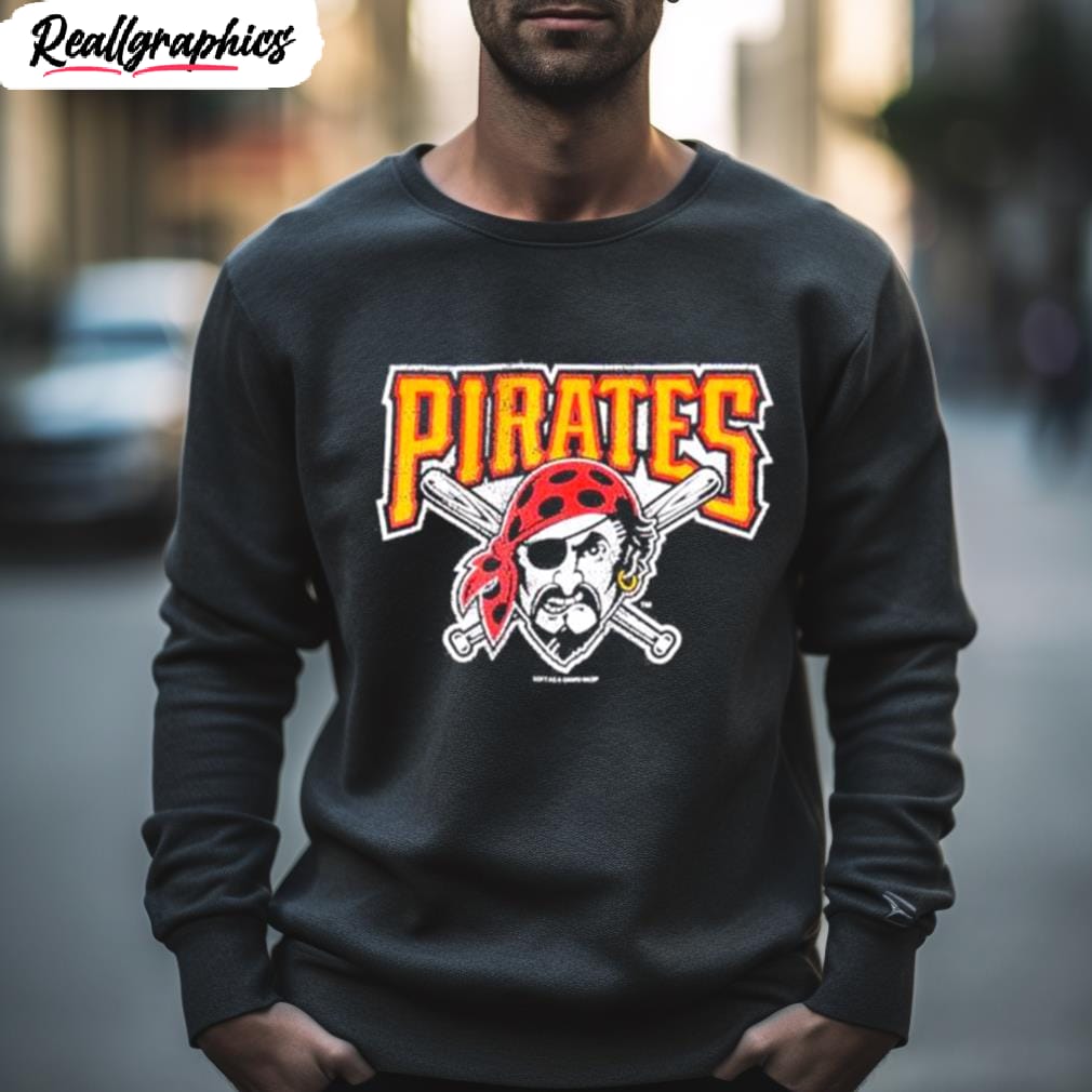 Pittsburgh Pirates Youth Distressed Logo T-Shirt