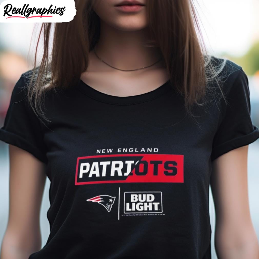 New England Patriots Women's Plus Size NFL Team Apparel Swoop Neck Tee  Shirt