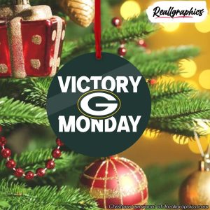 green-bay-packers-victory-monday-christmas-ornament-3