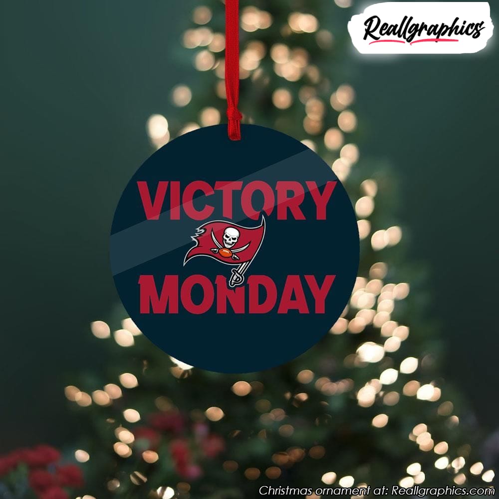 tampa-bay-buccaneers-victory-monday-christmas-ornament-2