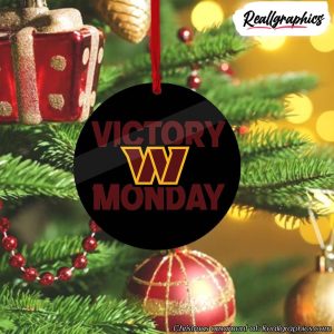 washington-commanders-victory-monday-christmas-ornament-3