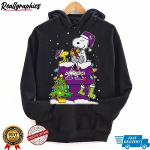 snoopy-and-woodstock-alcorn-state-braves-christmas-tree-t-shirt