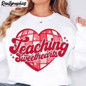 teaching-sweethearts-comfort-shirt-modern-teacher-unisex-t-shirt-crewneck